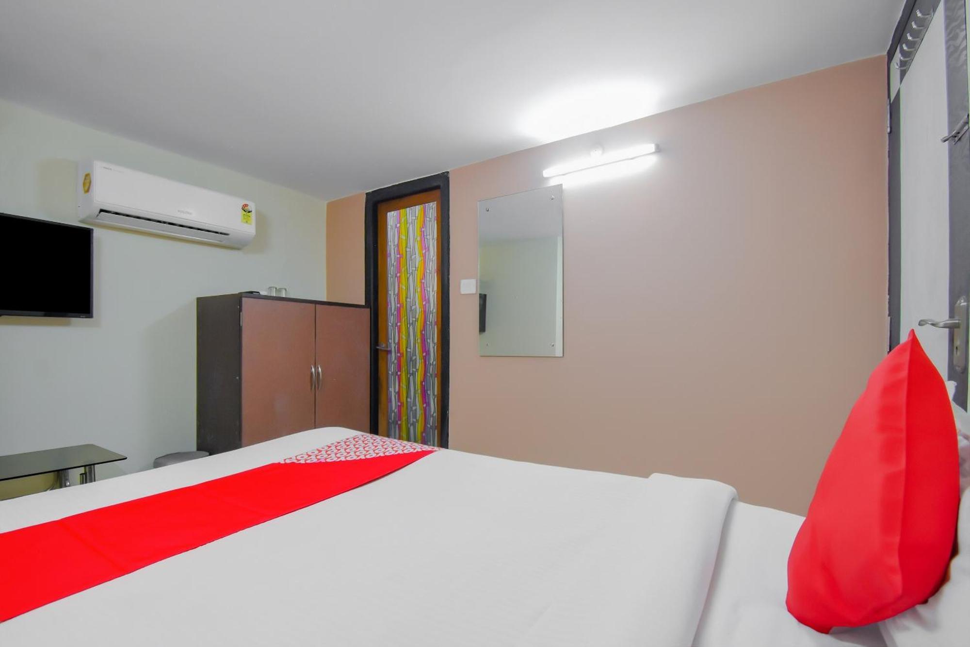 Hotel O Lindsay Inn Guest House Bara Bazar Exterior photo