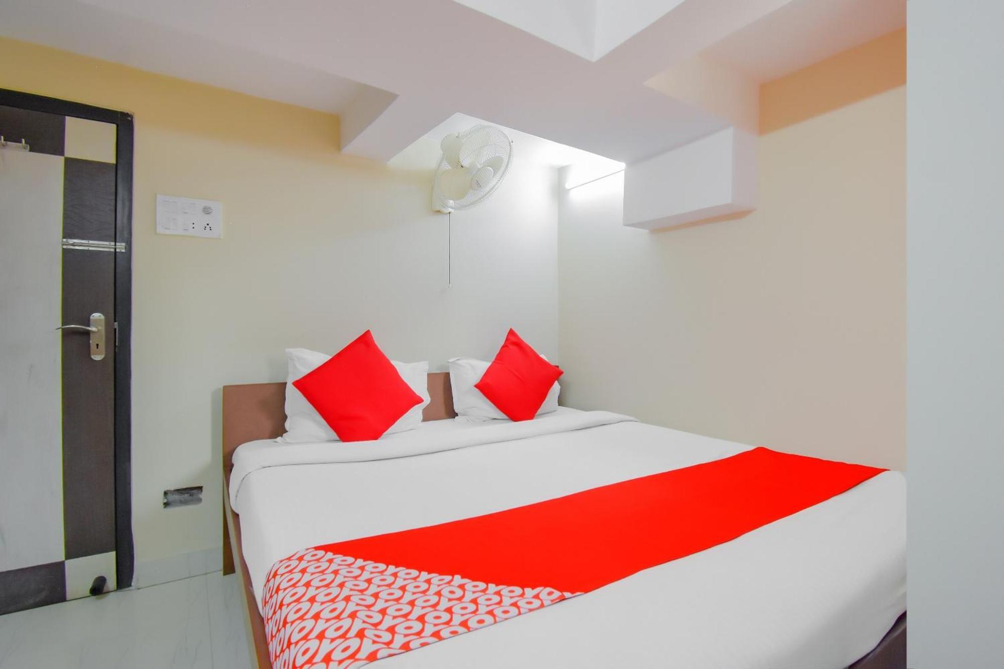 Hotel O Lindsay Inn Guest House Bara Bazar Exterior photo